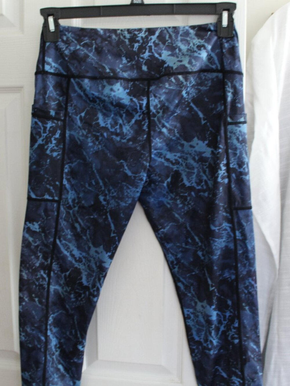 CVG Constantly Varied Gear Marble Tie Dyed Leggings Size Large - Picture 2 of 4